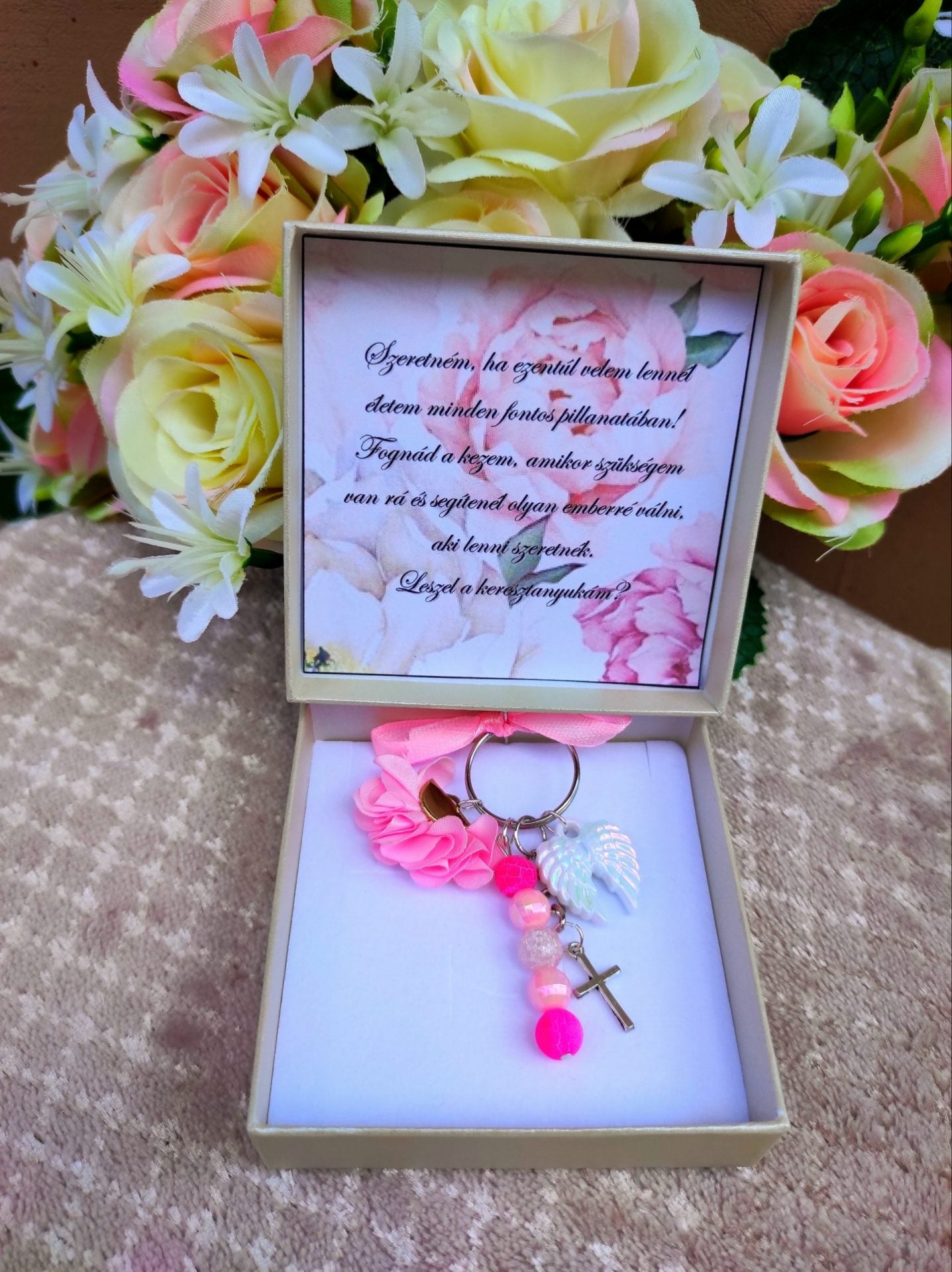 Keresztanya felkérő kulcstartó ajándék